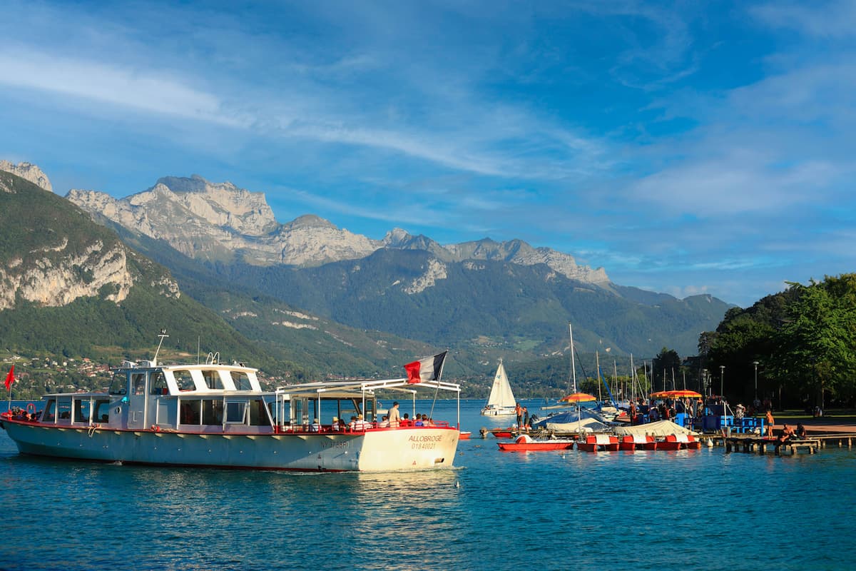 bateau seminaire lac annecy